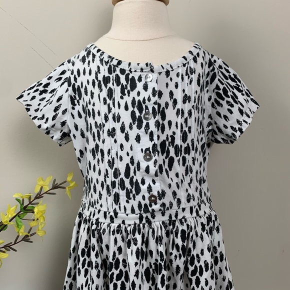 Carter’s dress - Picture 3 of 8